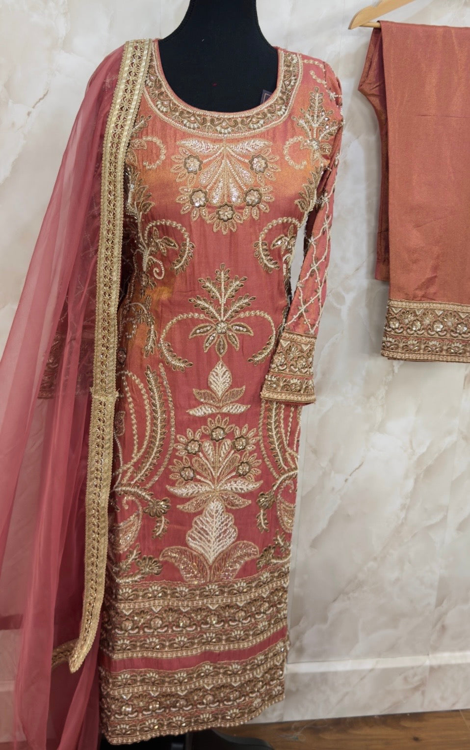 Party wear pant suit