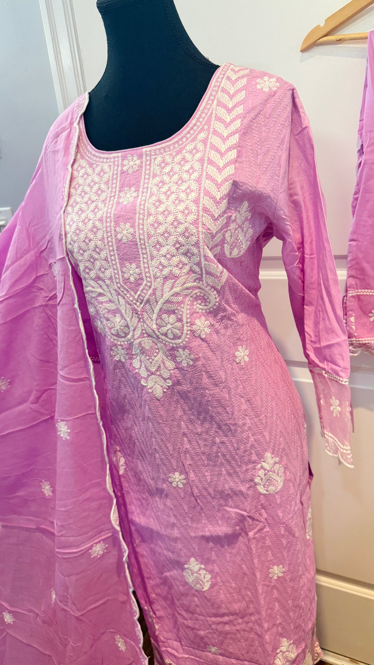 Pure cotton thread work suit