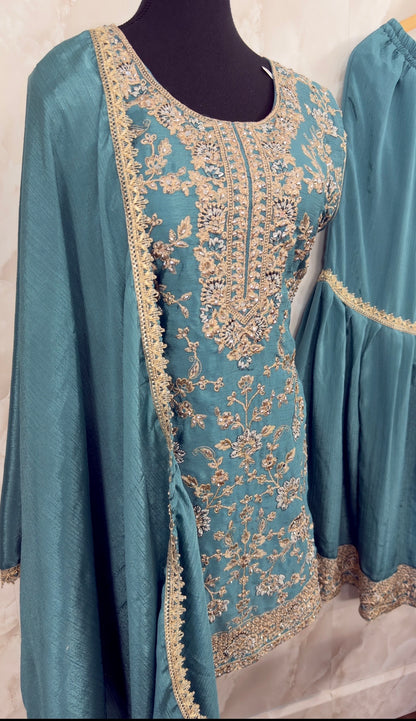 Chinnon garara suit