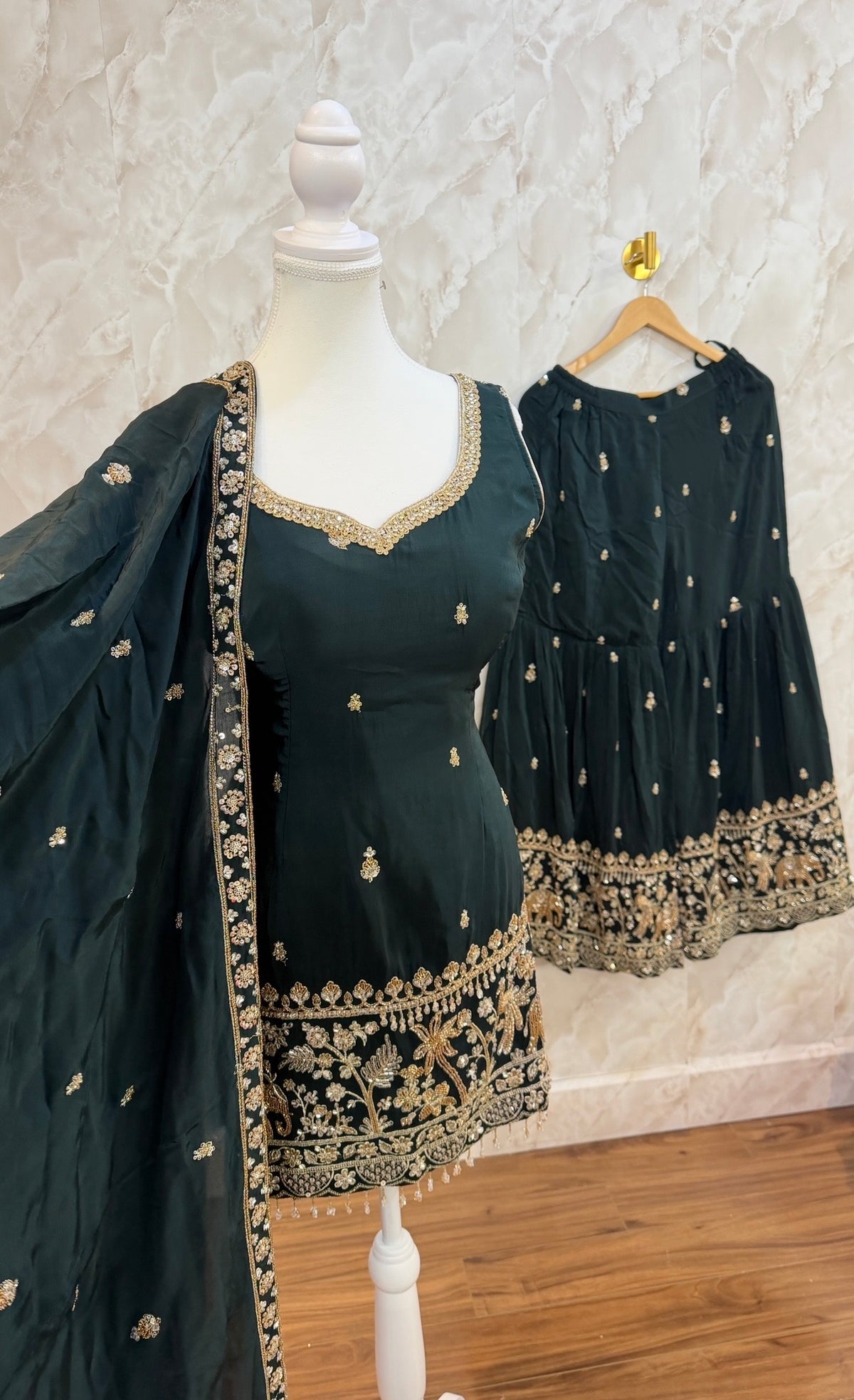 Beautiful garara suit SF697
