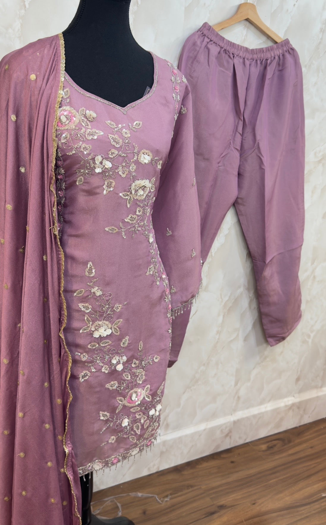 Shimmer handwork pant suit SF507