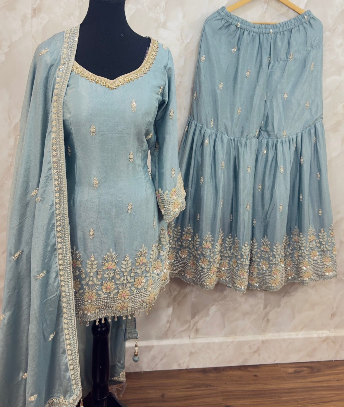 Chinnon garara suit SF479
