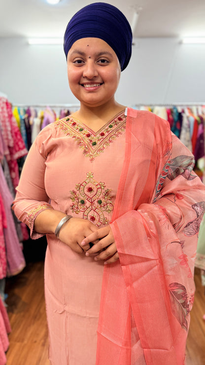 Thread work suit