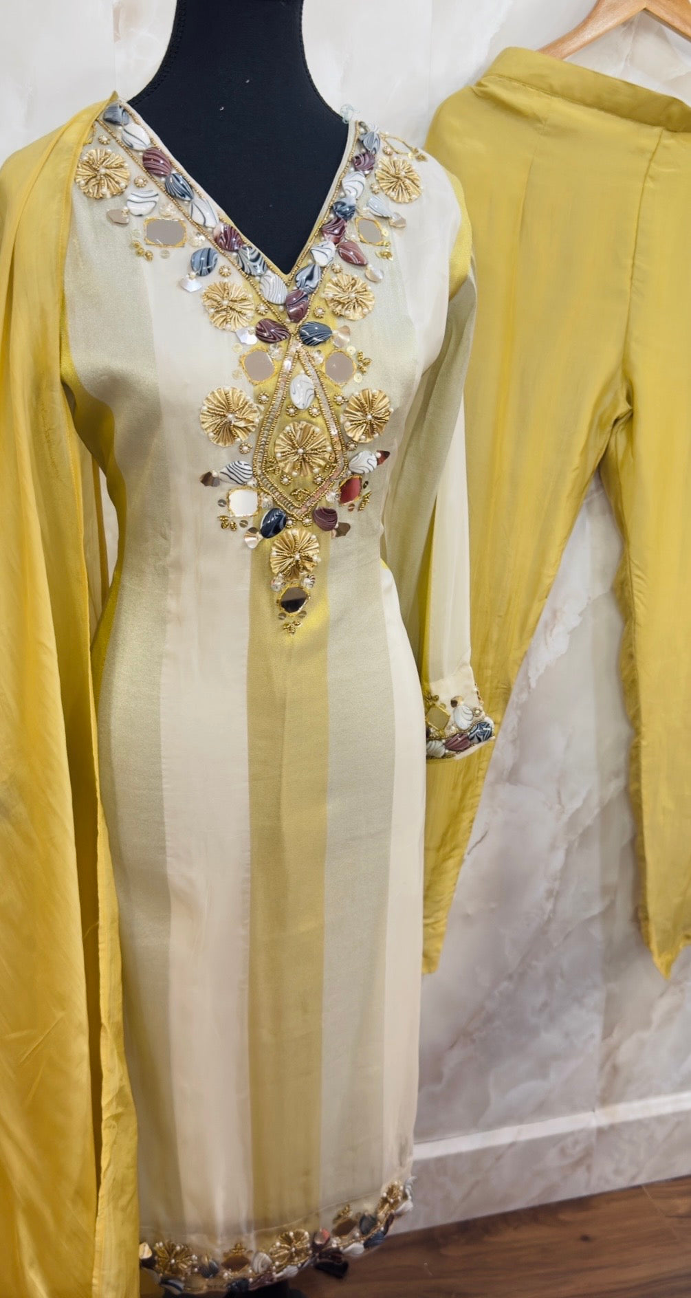 Trendy designer pant suit SF449