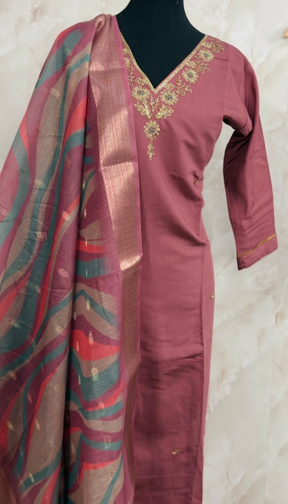 Pant suit with printed duptta