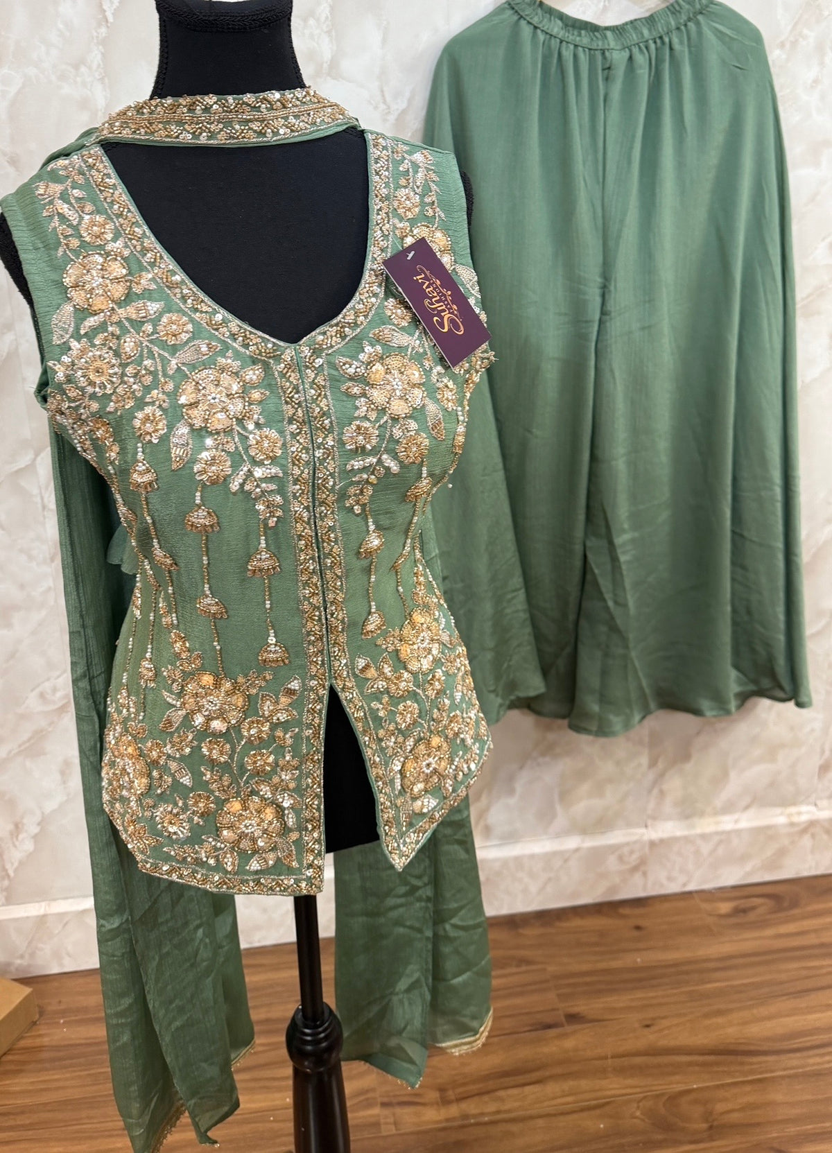 Designer sharara set with choker style duptta SF623