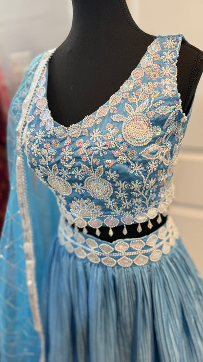 Chinnon lehnga