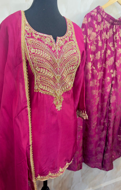 Silk designer suit SF462