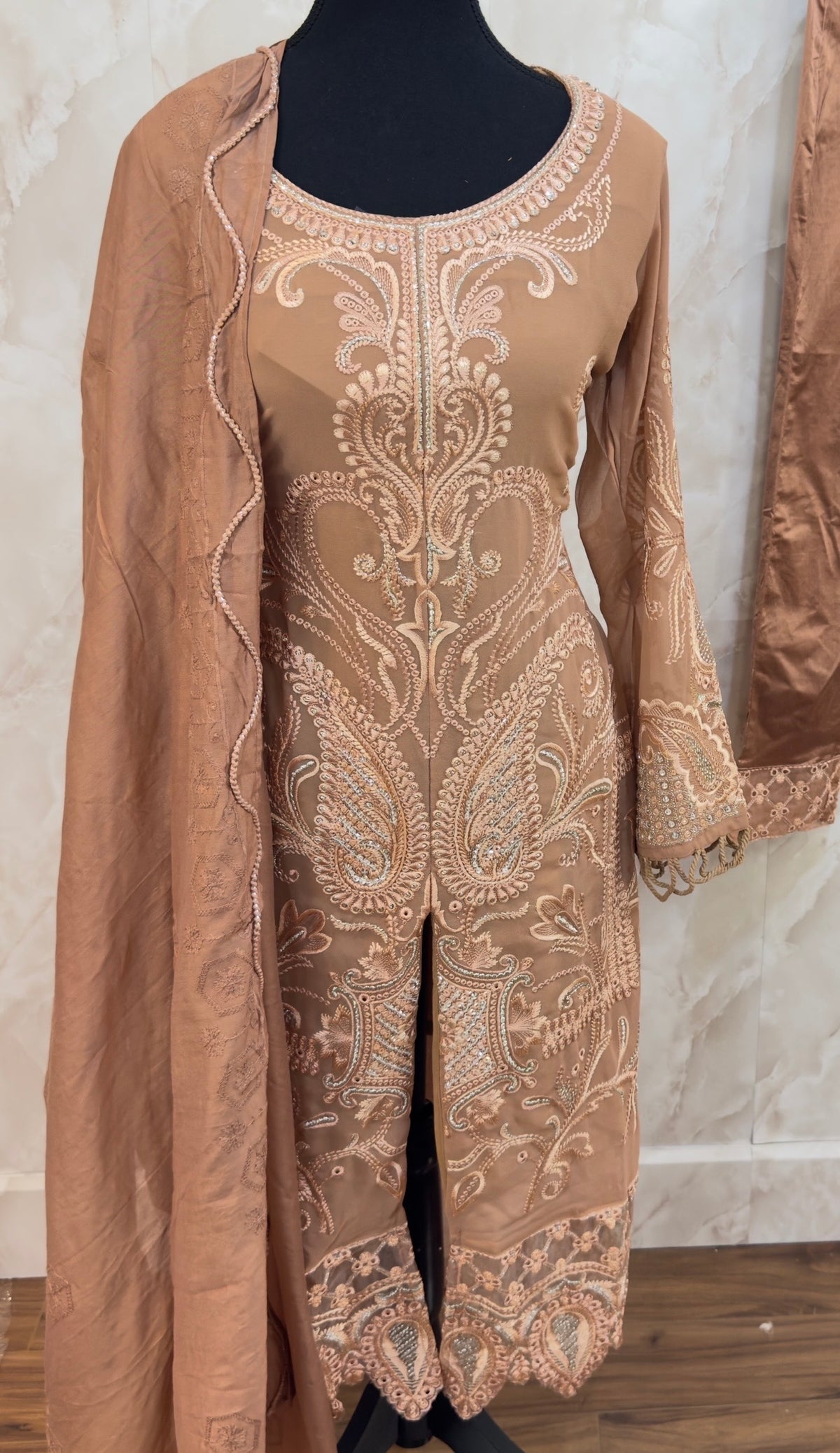 Pakistani embroidered suit SF576