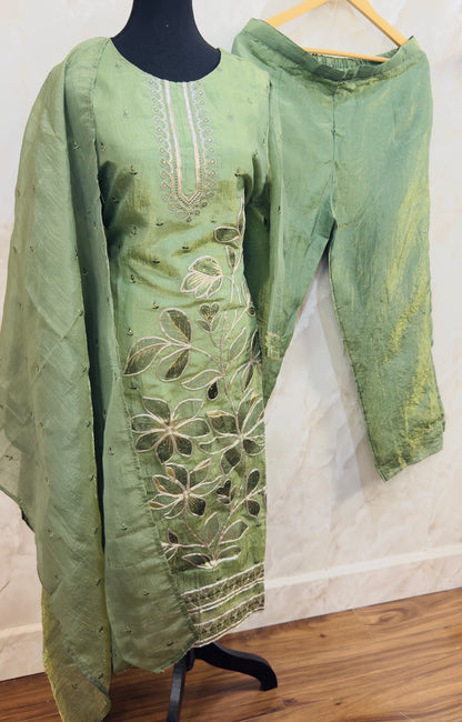 Embroidered pant suit SF431