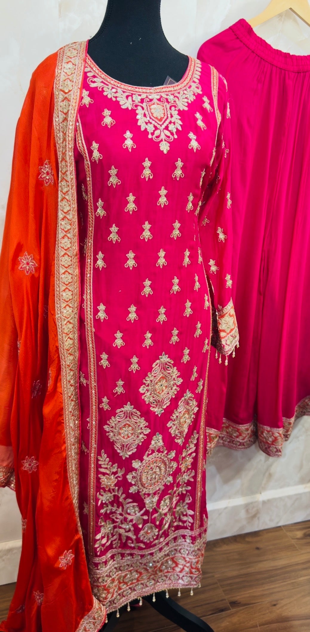 Chinnon pakistani party wear suit SF432