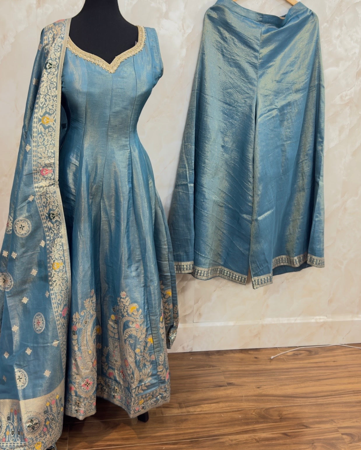 Banarasi style anarkali SF514