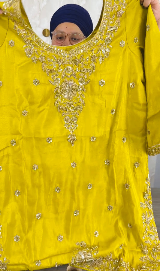 Shimmer silk suit