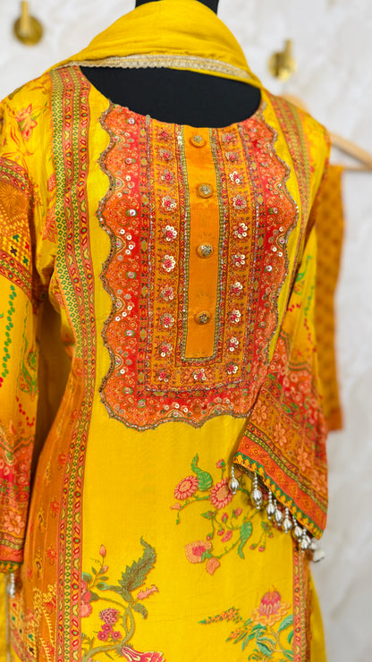 Pure crepe pakistani style suit