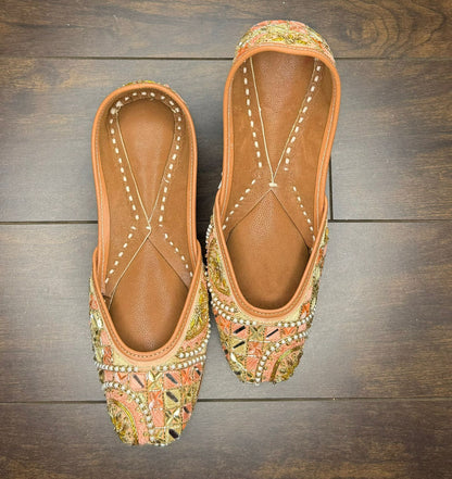 Peach punjabi jutti